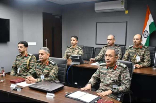 सीजफायर उल्लंघन पर सेना प्रमुख ने की सुरक्षा स्थिति की समीक्षा, जवाबी कार्यवाही के लिए सेना को खुली छूट